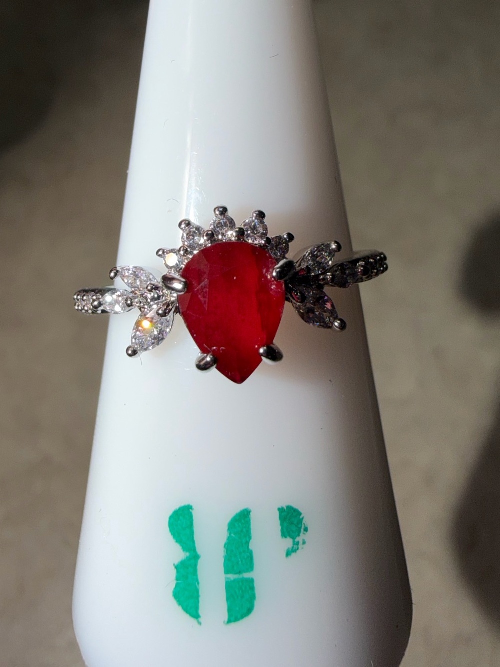 Bomb Party RETRO Size 8 Ring-Shimmering Wonder Ruby on Rhodium RBP3673
